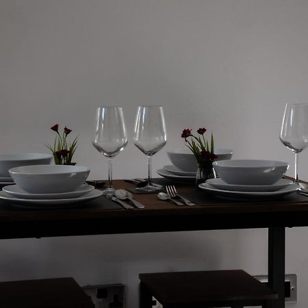 Bv Apt 2 Bedroom At Holmfirth Perfect Views Huddersfield Bagian luar foto