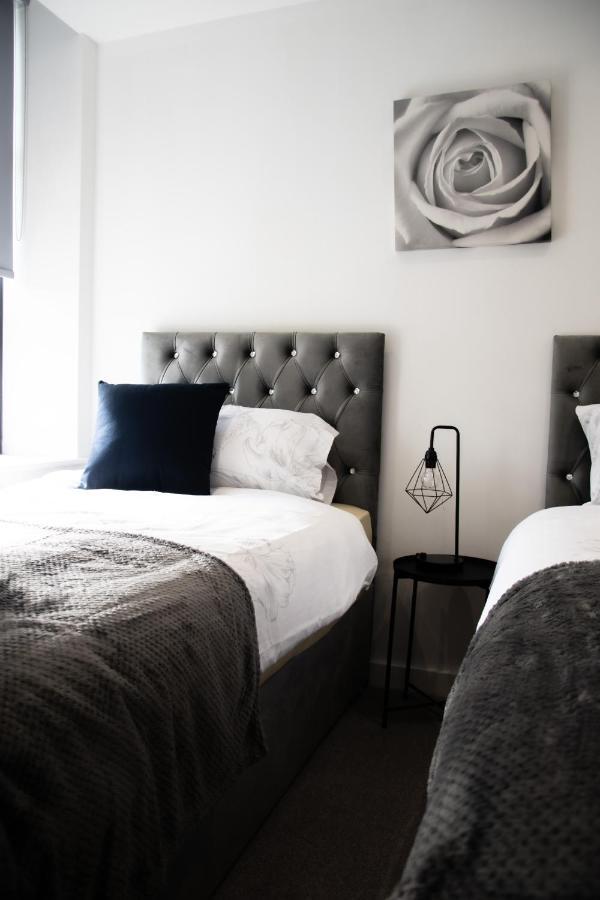 Bv Apt 2 Bedroom At Holmfirth Perfect Views Huddersfield Bagian luar foto
